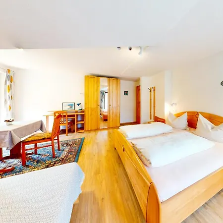 Elisabeth Apartment